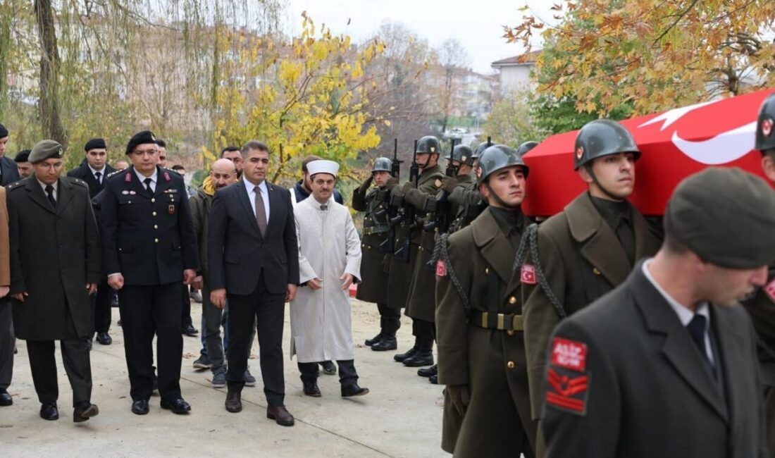 Düzce(İHA) – Düzce’de, rahatsızlık sonrası hayatını kaybeden Kıbrıs Gazisi Muharrem