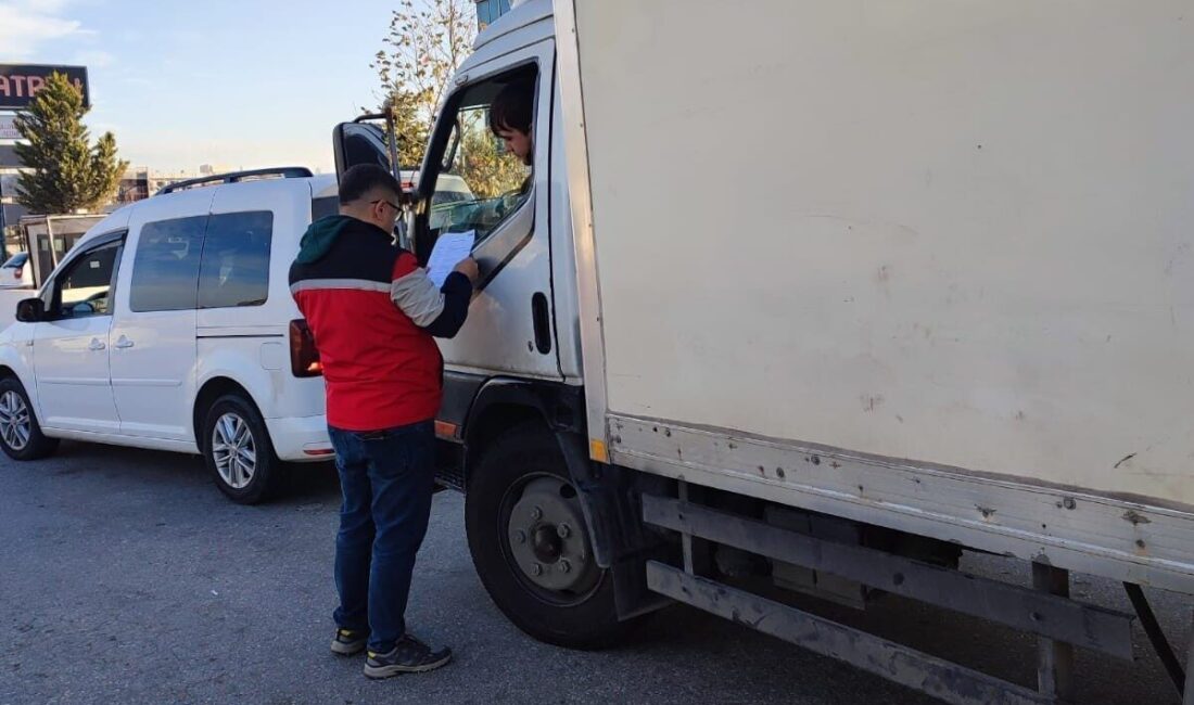 Yalova’da şap hastalığıyla ilgili yol kontrolleri sürüyor Yalova İl Tarım ve Orman Müdürlüğü ekipleri, kent genelinde şap