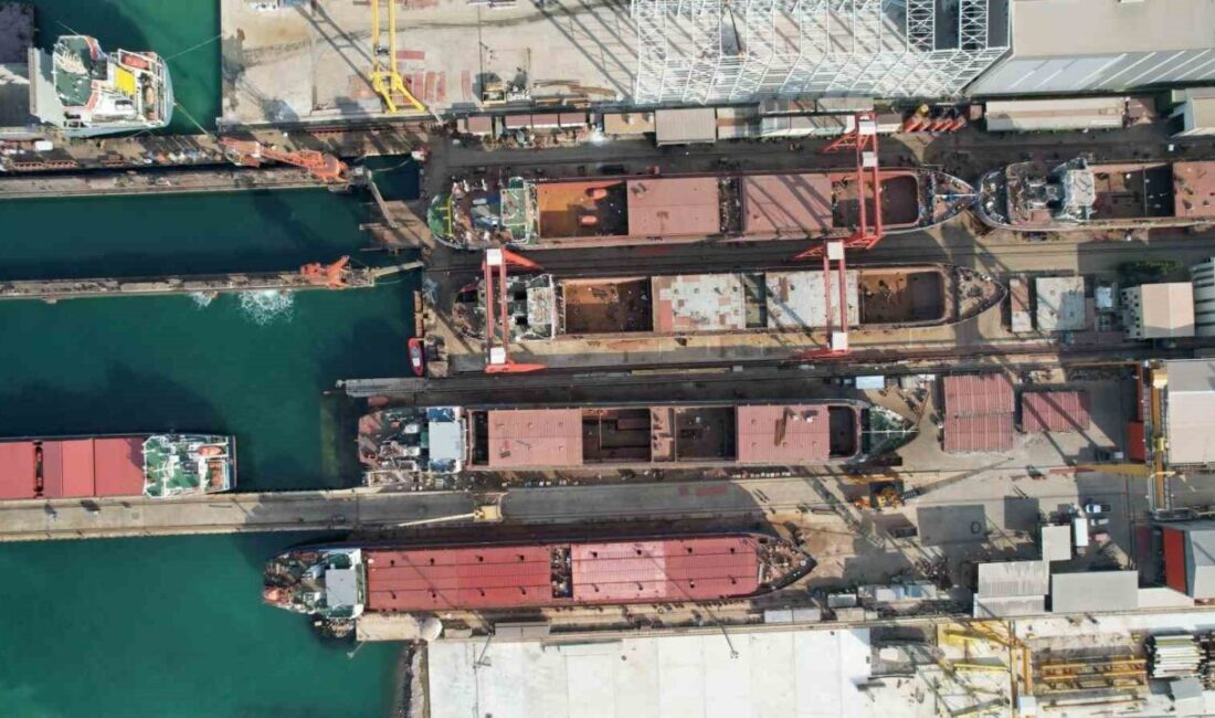 Yalova’dan 11 ayda 653 milyon dolarlık ihracat Yalova’da yılın ilk 11 ayında yapılan ihracat bir önceki senenin