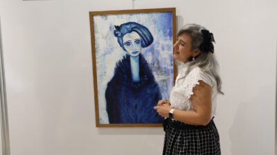 Kartepe Belediyesi Sanat Evi, ressam Ülkü Aksoy’un tiyatro ve edebiyattan