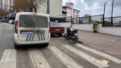 Bilecik’te yaya geçidinden geçmek isteyen bir şahsa yol veren hafifi