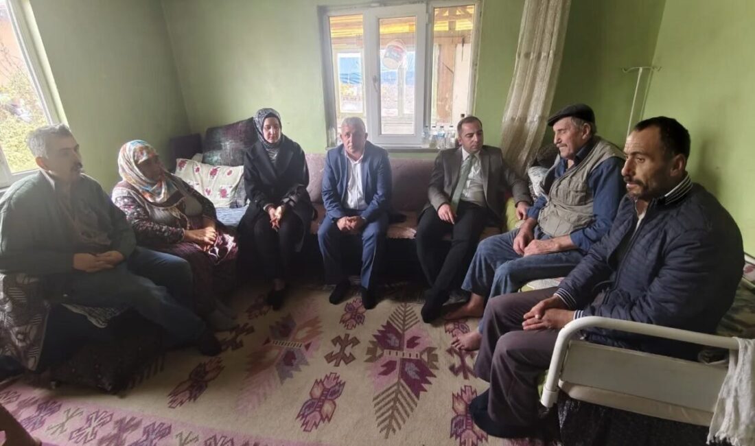 Yenipazar’da köy halkının sorunları yerinde incelendi Bilecik’in Yenipazar ilçesinde Kaymakam Mehmet Salih Uçar, Ulucak Köyü’nü ziyaret