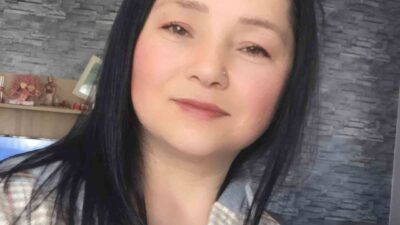 Sakarya’nın Adapazarı ilçesi D-020 kara yolunda yolun karşısına geçemeye çalışan