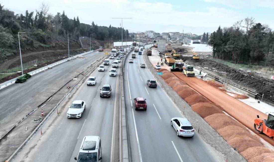 Başiskele Koridor Projesi’nin ilk bağlantı yolu trafiğe açıldı Kocaeli Büyükşehir Belediyesince İzmit ile Başiskele arasındaki ulaşım yükünü hafifletmek
