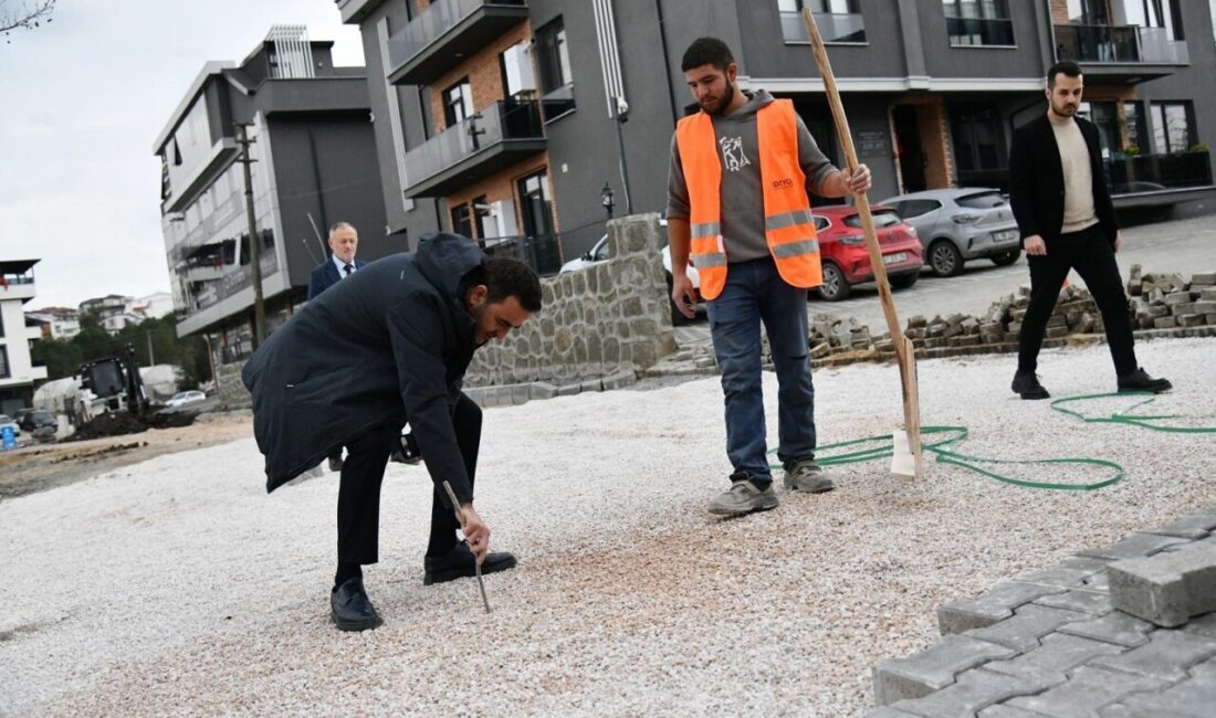 Başiskele’de altyapısı tamamlanan cadde ve sokaklarda üstyapı çalışmaları sürdürülüyor. Başiskele