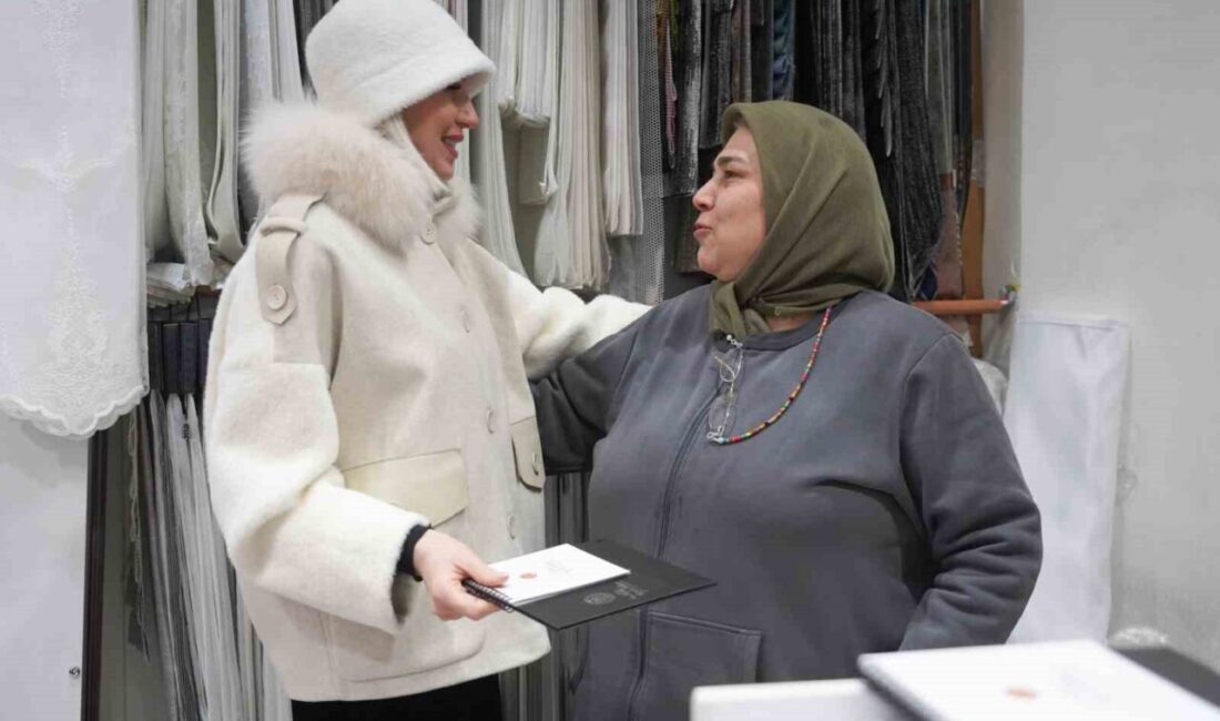 Başkan Subaşı yeni yılın ilk gününde esnaf ve vatandaşların yeni yıllarını kutladı Bilecik Belediye Başkanı Melek Mızrak Subaşı, yeni yılın ilk gününde