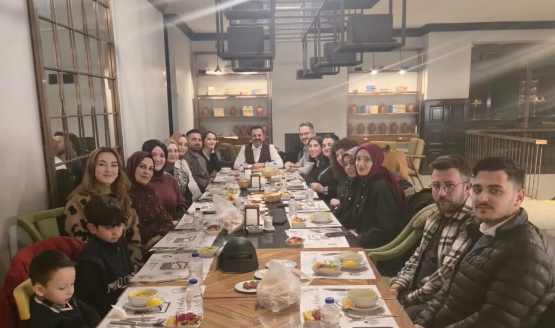 Bilecik’te Aile ve Sosyal Hizmetler İl Müdürlüğü personeli, motivasyon yemeğinde