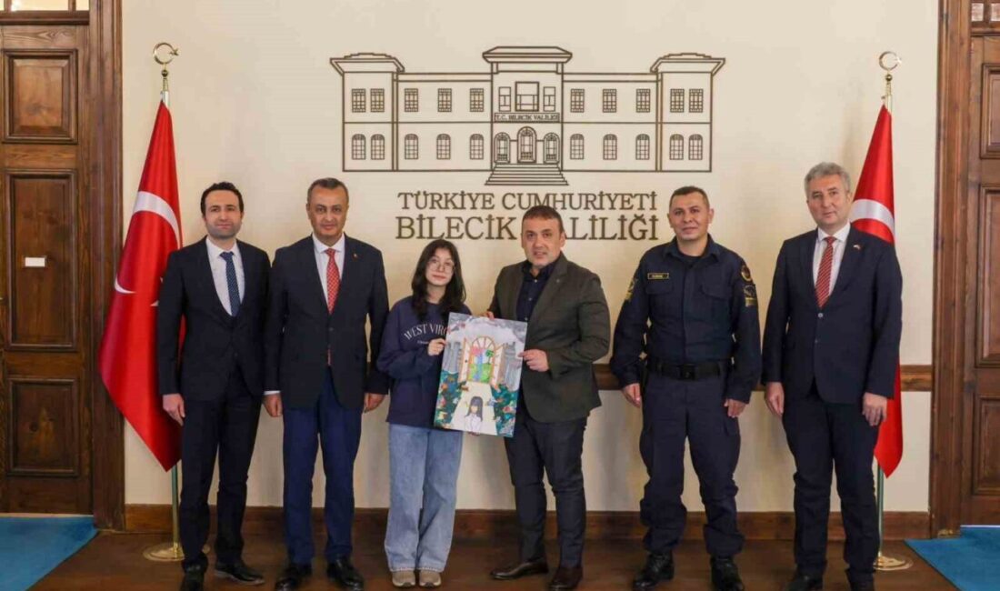 Bilecik’te düzenlenen ‘Bilinçli Tüketici Olmak’ konulu resim yarışmasında il birincisi