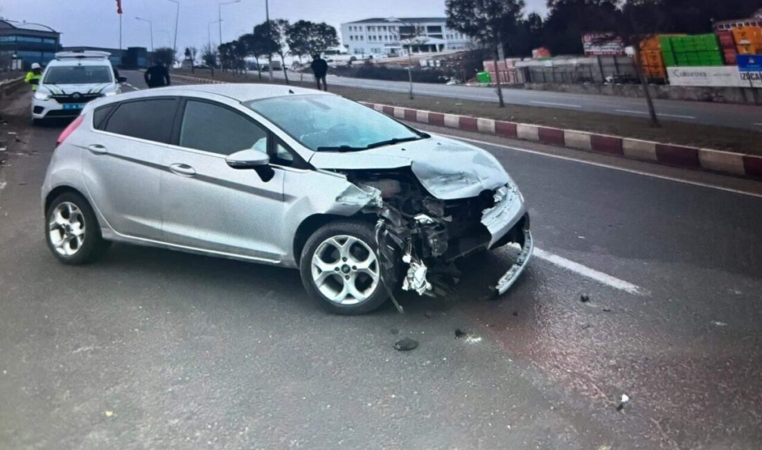 Bilecik’te seyir halinde kontrolden çıkan otomobil bariyere çarptı. Kaza; Bilecik-Osmaneli