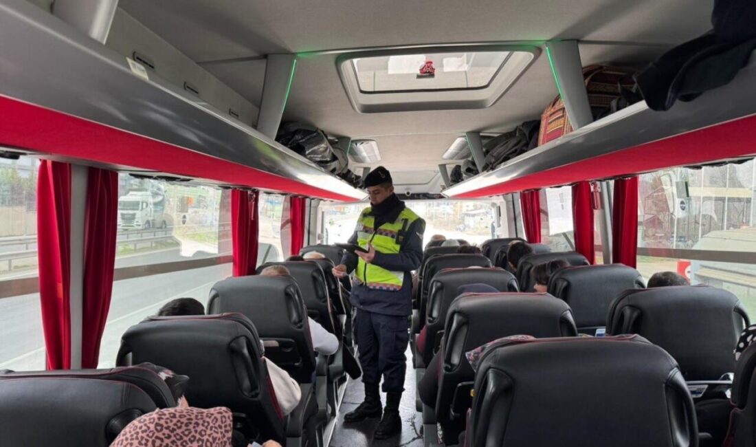 Bilecik’te jandarma ekiplerince düzensiz göçle mücadeleye yönelik huzur ve güven