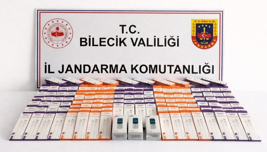 Bilecik’te jandarma tarafından gerçekleştirilen kaçakçılık operasyonda çok sayıda cep telefonu