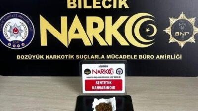 Bilecik’te düzenlenen narkotik çalışmasında sentetik kannabinoid maddesi ele geçirildi. Edinilen