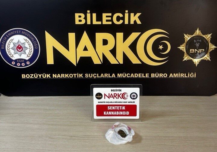 Bilecik’te gerçekleştirilen uyuşturucu operasyonunda 1 kişi gözaltına alındı. Edinilen bilgilere