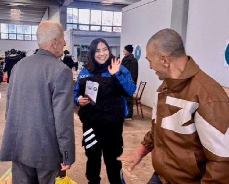 Bilecik’te vatandaşlara dolandırıcılık uyarısı yapıldı Bilecik’te kapalı pazarda vatandaşlara dolandırıcılık uyarısı kapsamında bilgilendirme yapıldı. Bilecik