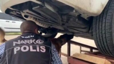 Bolu’da emniyet ve jandarma ekiplerince belirlenen adreslere yapılan operasyonlarda metamfetamin,