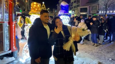 Bolu’da vatandaşlar 2026 yılına coşkuyla girdi. Kentin en işlek noktası