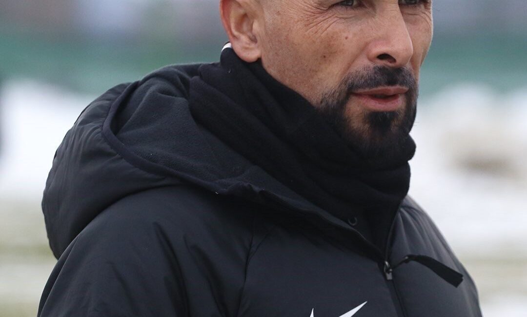 Boluspor Teknik Direktörü Ertuğrul Arslan istifa etti Trendyol 1. Lig ekiplerinden Boluspor’un Teknik Direktörü Ertuğrul Arslan, sosyal