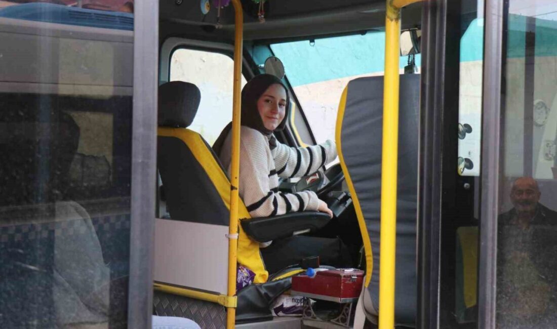 Sakarya’da 22 yaşındaki ebelik öğrencisi, çocuk yaşta babasının yanında muavinlik