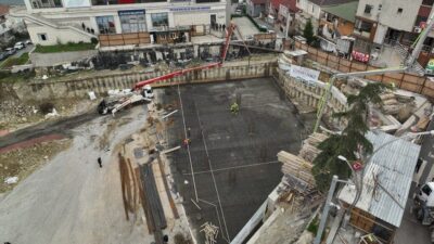 Dilovası’nda sosyal ve kent yaşamına değer katması hedeflenen Kent Meydanı