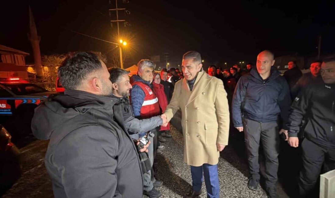 Düzce’de resmi kurum ve kuruluşların yeni yılını kutlayan Düzce Valisi