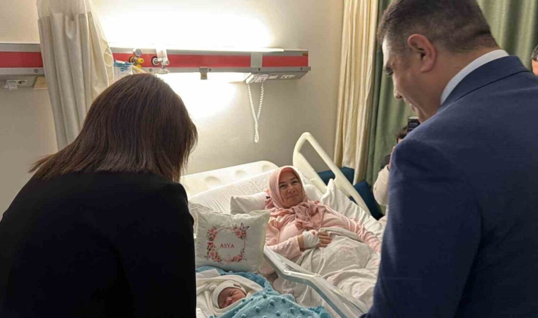 Düzce’de 2025 yılının son bebeği ile 2026 yılının ilk bebeği