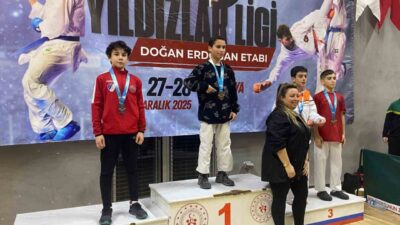 DÜZCE(İHA) – Türkiye Yıldızlar Karate Ligi 2. etap müsabakalarında Düzceli