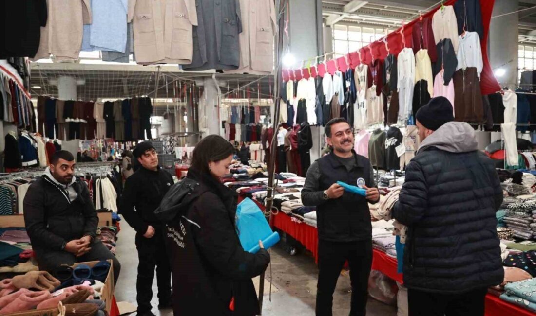 Gebze Belediyesi tarafından pazar yerlerinde ambalaj atıklarının kaynağında ayrıştırılması amacıyla