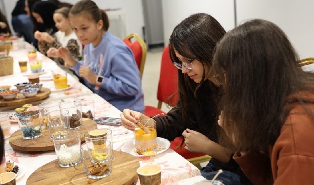 Kartepe Belediyesi tarafından yarıyıl tatili etkinlikleri kapsamında çocuklar için mum