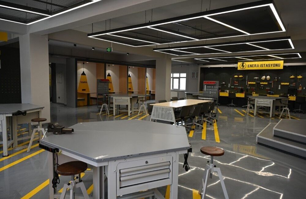 Geleceğin teknolojileri için yeni fikir ve projeler amaçlanan beklenen Milli