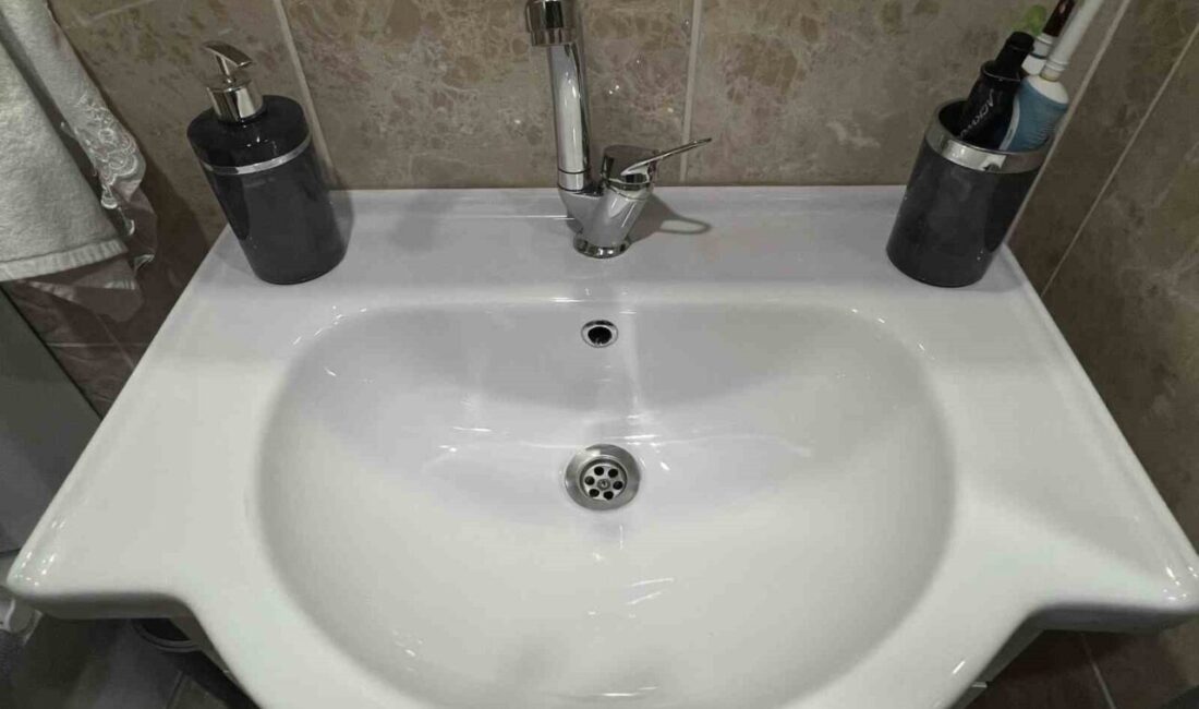 Kastamonu’da kış ayında 3 gündür yaşanan su kesintisi vatandaşları mağdur etti Kastamonu’da isale hattında 3 Ocak tarihinde yaşanan arıza sonrası şehrin