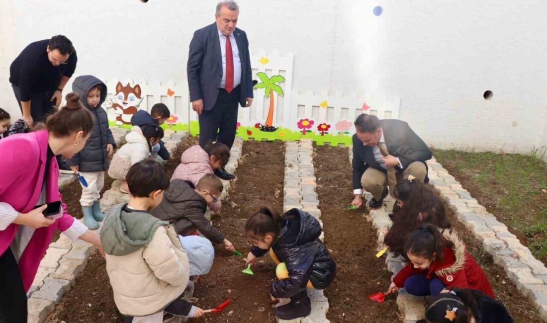Bilecik’in Bozüyük ilçesinde Bozüyük Kaymakamı Adem Öztürk okullarda inceleme gerçekleştirdi.