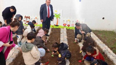 Bilecik’in Bozüyük ilçesinde Bozüyük Kaymakamı Adem Öztürk okullarda inceleme gerçekleştirdi.