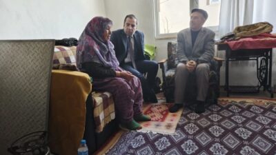 Bilecik’in Yenipazar ilçesinde Kaymakam Mehmet Salih Uçar, Yularıçaylı Köyü’nde vatandaşlarla