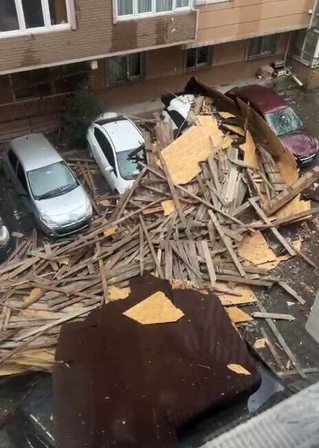 Marmara Bölgesi’ni dün etkisi altına alan kuvvetli rüzgar, Kocaeli’de büyük