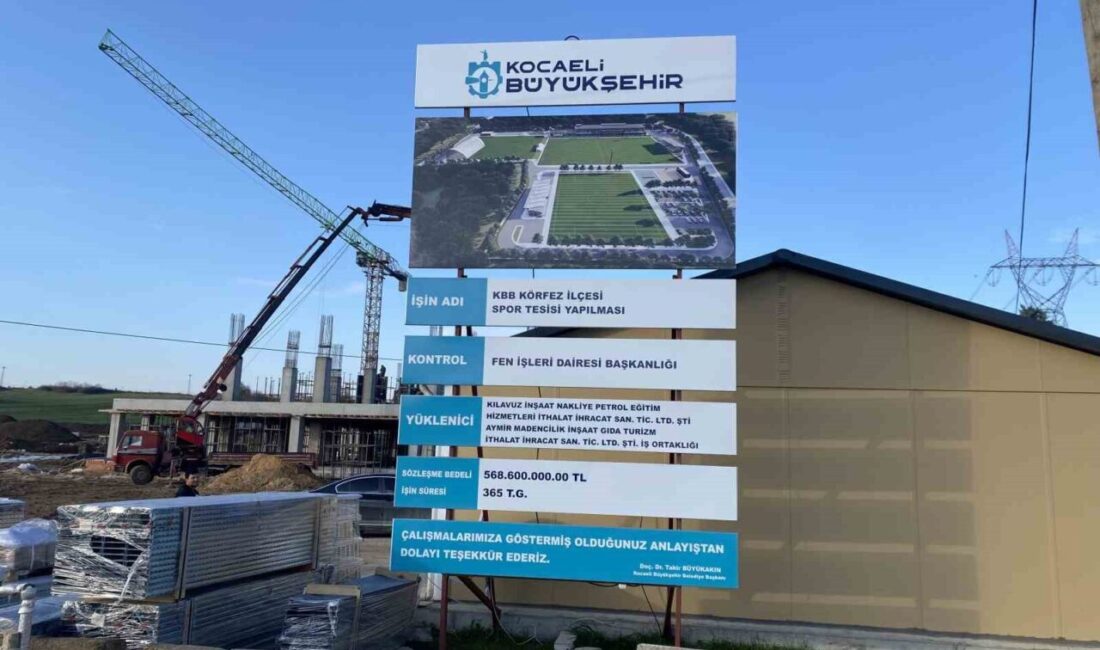 Kocaelispor için Sevindikli Mahallesi’nde inşa edilen modern spor tesislerinde çalışmalar