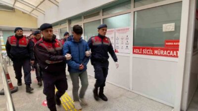 Kocaeli’nin Kartepe ilçesinde bir berberin ormanlık alandaki kulübede balta ve