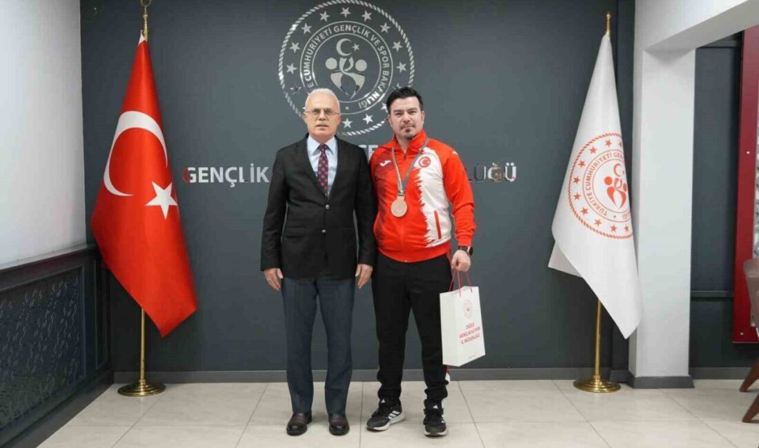 DÜZCE (İHA) – Olimpiyat ve Dünya şampiyonu Milli karate sporcusu