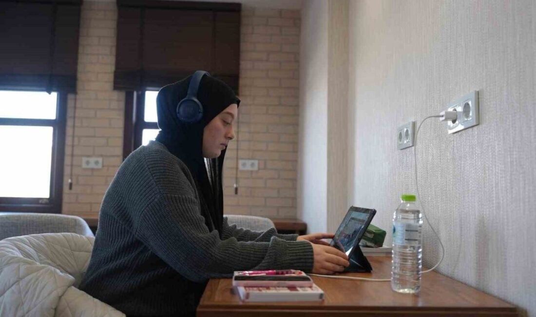 Düzce Belediyesi tarafından yenilenerek kütüphaneye dönüştürülen ve açılışı geçtiğimiz hafta