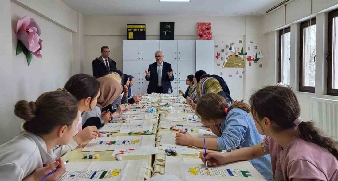 DÜZCE (İHA) – Düzce’de ortaokul öğrencileri, Düzce İl Müftülüğü tarafından