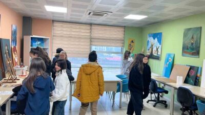 DÜZCE (İHA) – Düzce Gençlik Merkezi, Beyciler Ortaokulu öğrencilerini ağırladı.