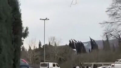 Sakarya’nın Sapanca ilçesinde panelvan minibüs ile drift atan sürücünün ehliyetine