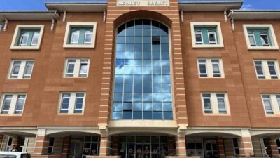 Kastamonu’da bir vatandaşın kendisini avukat olarak tanıtan kişilerce dolandırılmasıyla ilgili