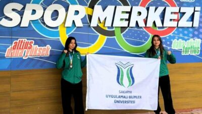 Sakarya Uygulamalı Bilimler Üniversitesi (SUBÜ) öğrencileri, Burdur’da düzenlenen Kick Boks