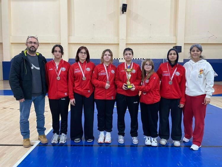 Bilecik’te düzenlenen Liseler Arası Badminton Gençler İl Birinciliği Müsabakaları sona