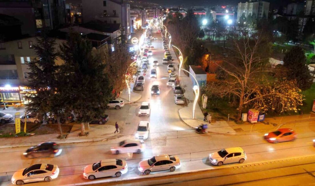 Şehit Ergün Köncü Caddesi modern ve güvenli hale geliyor İzmit Yahya Kaptan Mahallesi’nin en işlek güzergahlarından biri olan Şehit