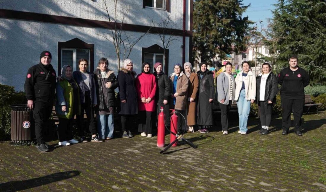 Düzce Belediyesi İtfaiye Müdürlüğü, toplumun tüm kesimlerini yangın konusunda bilinçlendirmeye