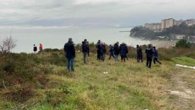 Düzce’de kendisinden 3 gündür haber alınamayan kadının eşyaları Akçakoca’da deniz
