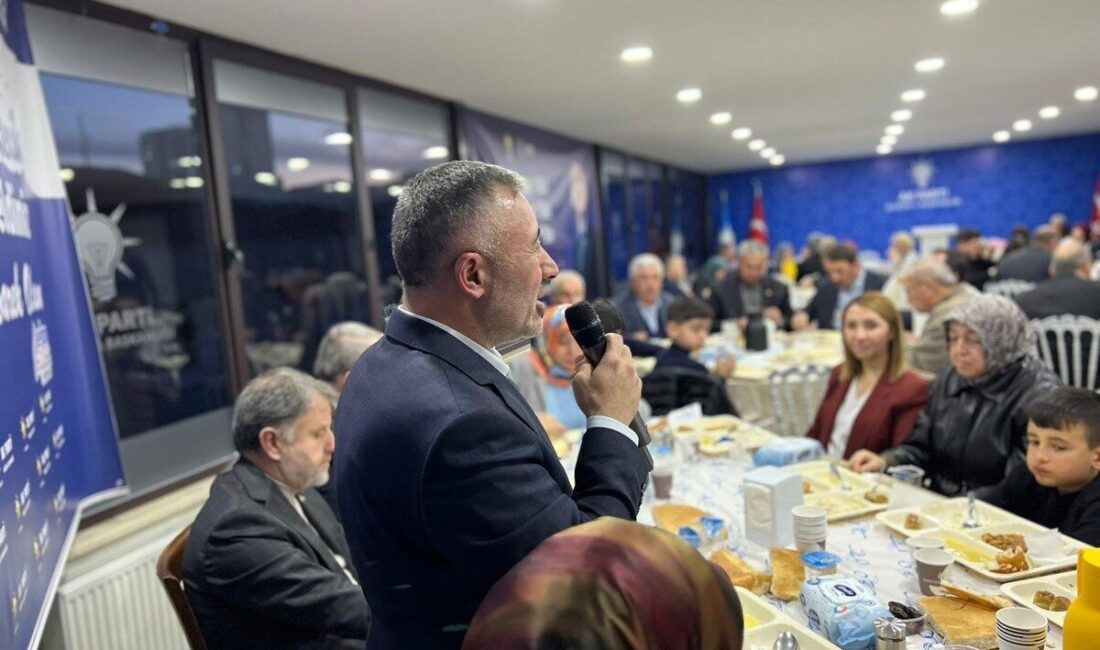 AK Parti Bilecik İl Başkanlığı binasında geleneksel hale gelen iftar