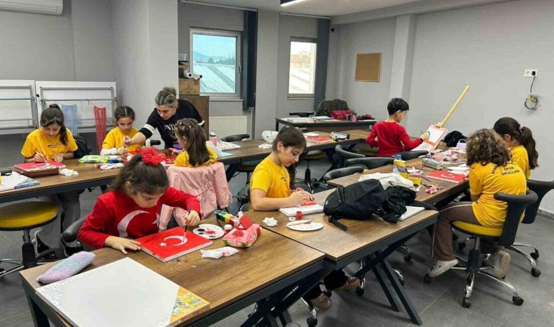 Başiskele Belediyesinin merkezlerinden Ala Mekan’da, ikinci yarıyıl atölye çalışmaları “Bayrak