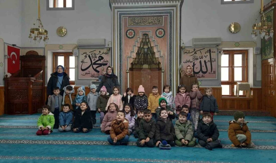 Bilecik’te anaokulu öğrencileri Yediler Camii’nde İslam kültürünü öğrendi. Bilecik’te Mehmet